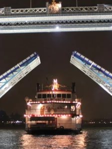 Audio Visual Hire & Rental Services for Boats events