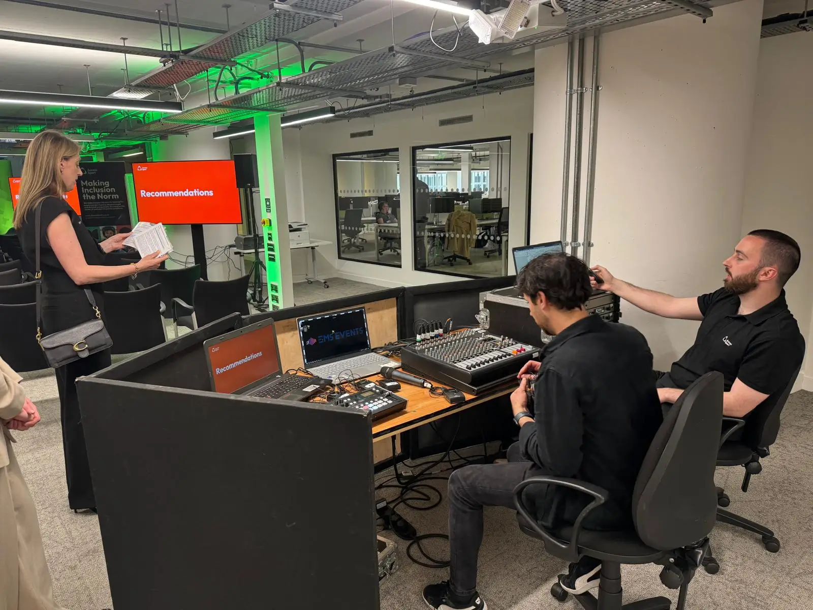 Find Reliable Av Equipment Vendors & Top Notch Technical Support