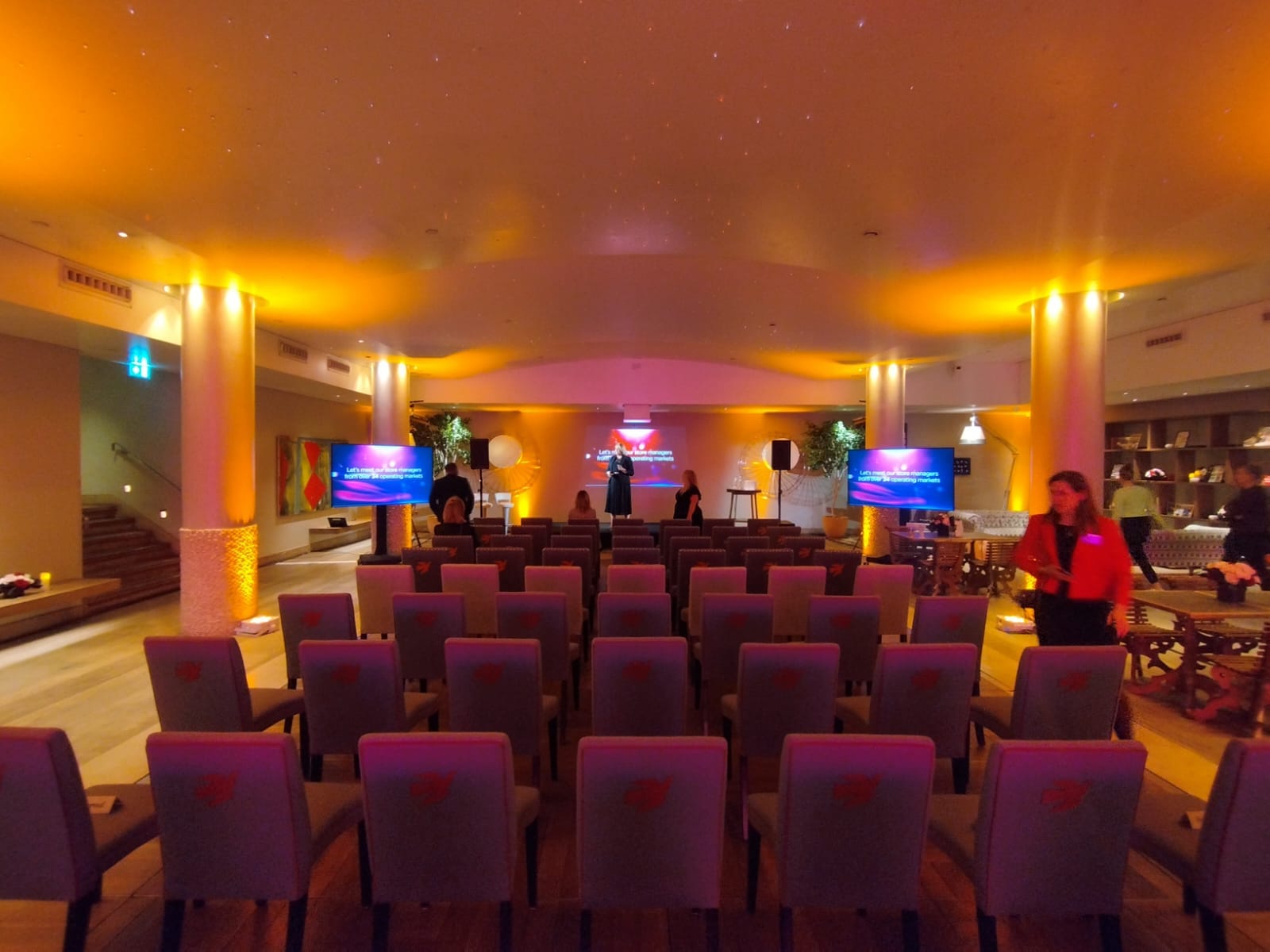 Benefits of Hiring Professional Lighting for Your Next Event