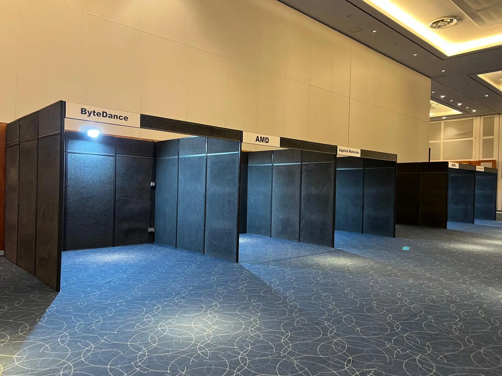 How Shell Scheme Transformation Improves Brand Visibility