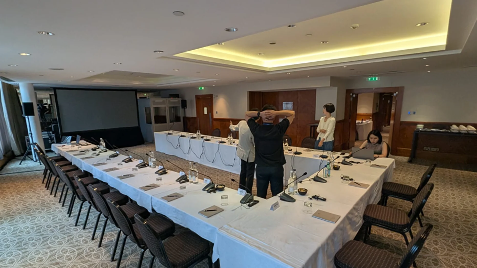 CHOOSING SPEAKER HIRE IN LONDON FOR YOUR EVENT